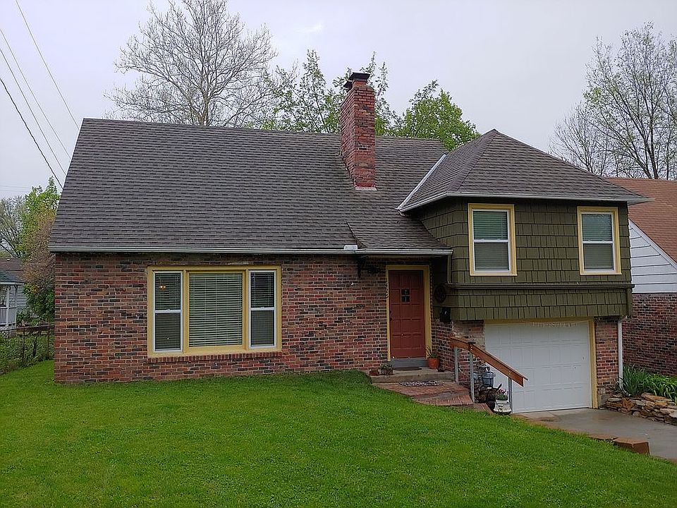 1st image of 1426 E 78th St