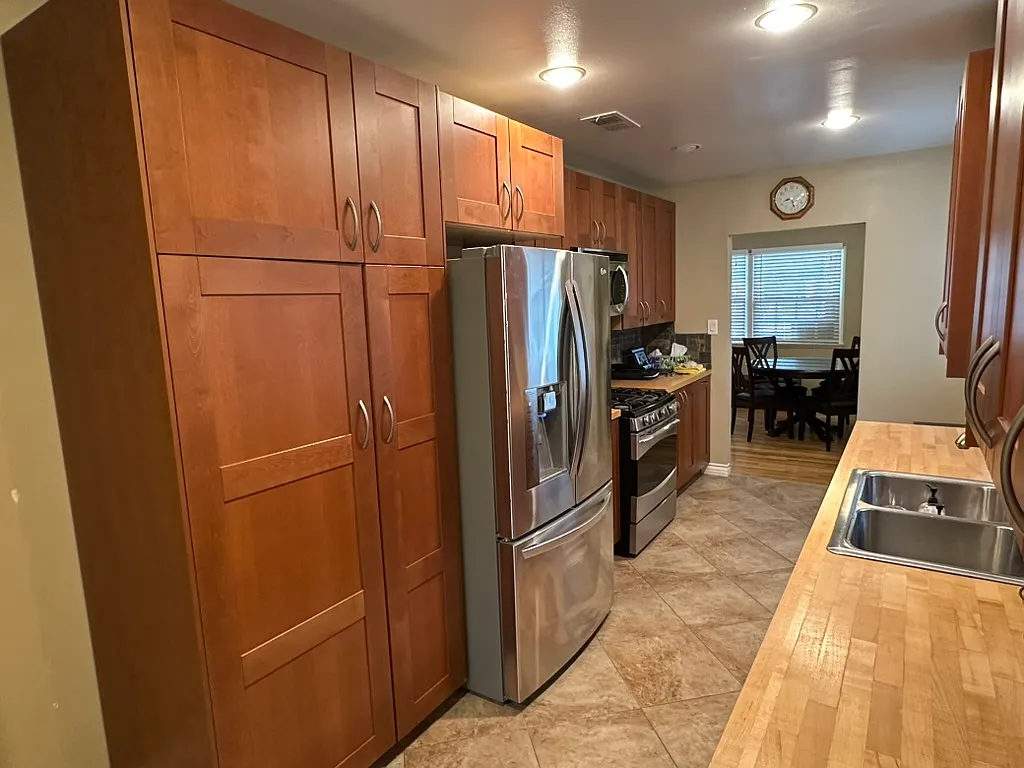 2 bed, 1315 sqft, $4,150 — Photo 4
