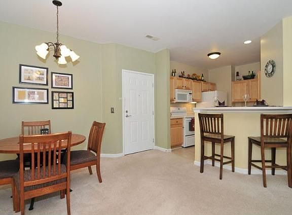 5th image of N113W16241 Sylvan Cir Unit 205