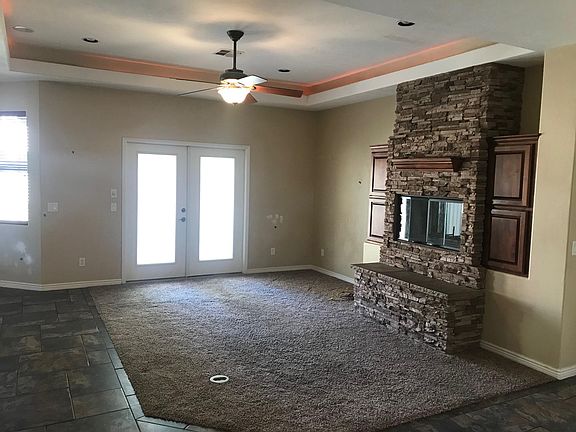 5th image of 953 E Crooked Creek Dr