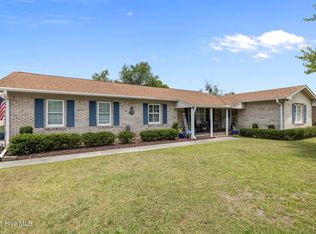 3616 Country Club Rd, Morehead City, NC 28557