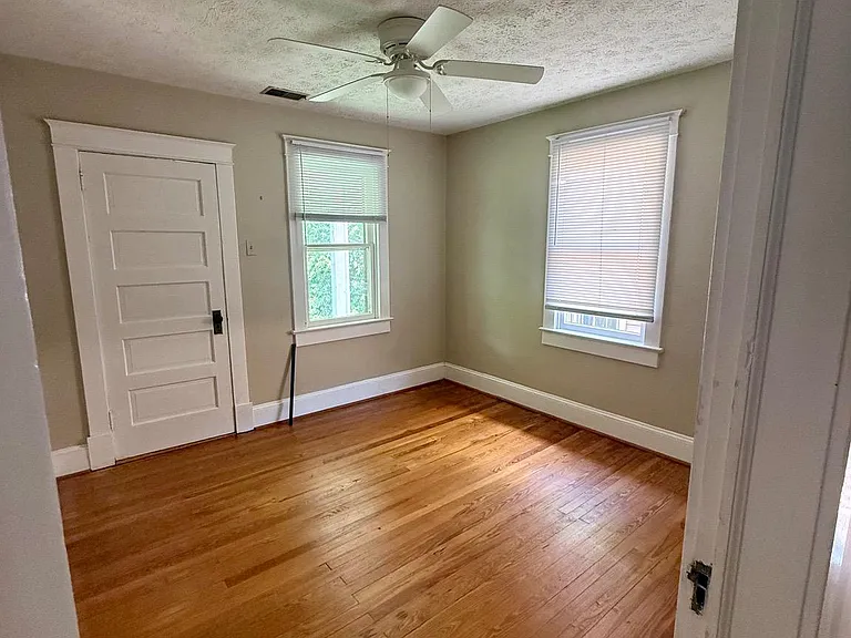 317 S Kent St — Photo 11