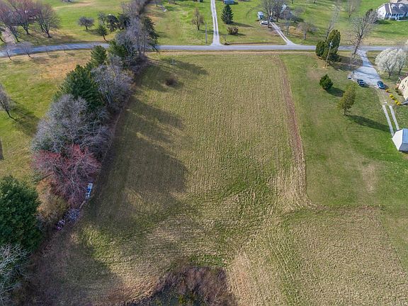 2nd image of Highland Ln