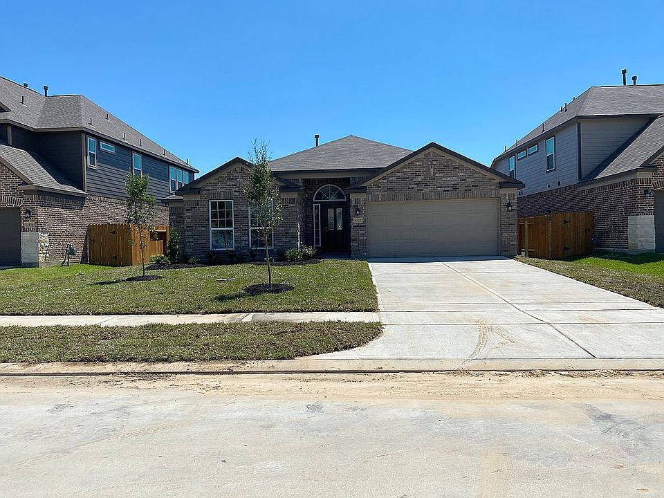 1st image of 4522 Clara Rose Ln