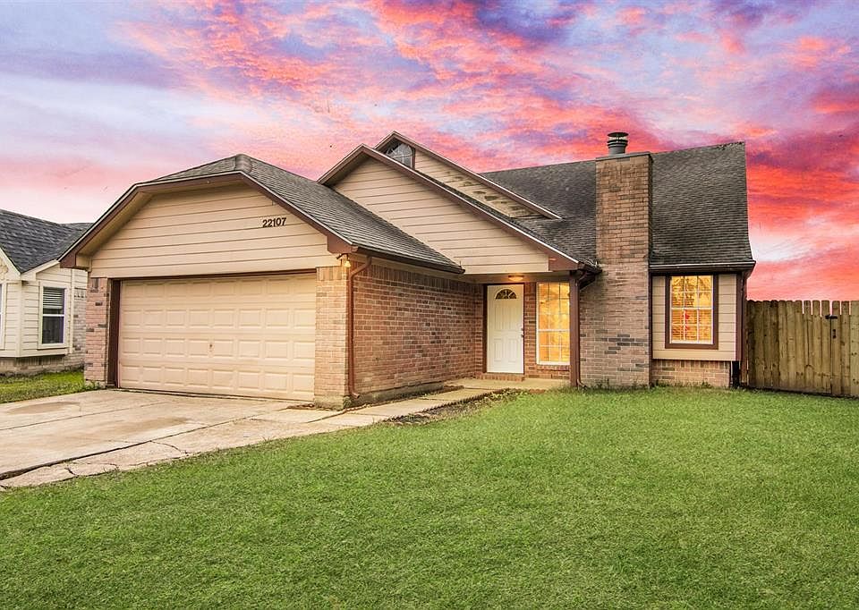 1st image of 22107 Lakeland Gardens Ct