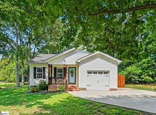 106 Lilly St, Simpsonville, SC 29681