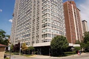 1st image of 3900 N Lake Shore Dr APT 6A