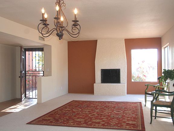 LR with wood-burning FP