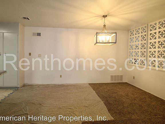 3rd image of 2072 Judson St