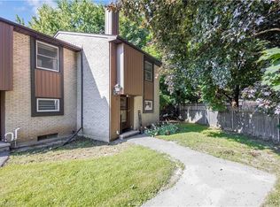 215 Glamis Rd #40, Cambridge, ON N1R6V8