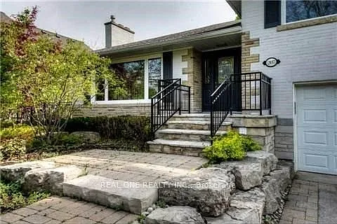 207 Pinehurst Dr