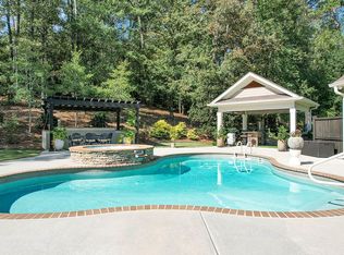 109 Millridge Dr, Lagrange, GA 30240