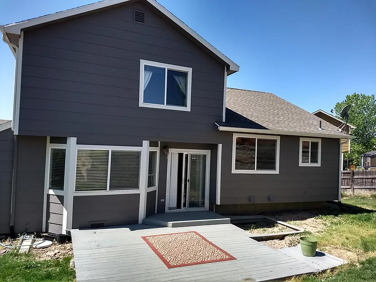 backyard/ Deck