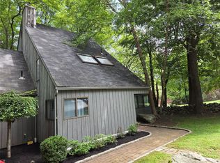 69 Mitchell Rd, Somers, NY 10589