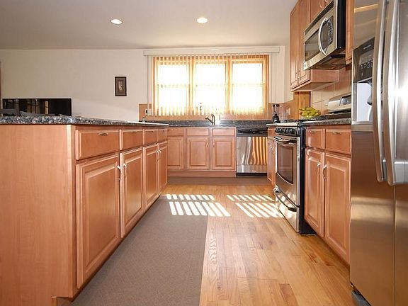 maple cabinets