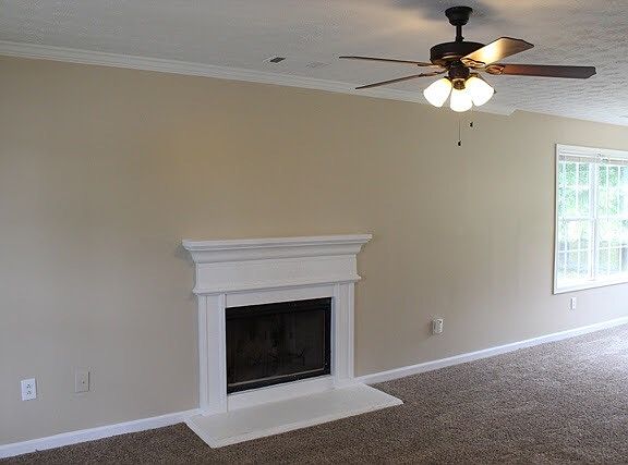 3rd image of 6923 Malvern Ct
