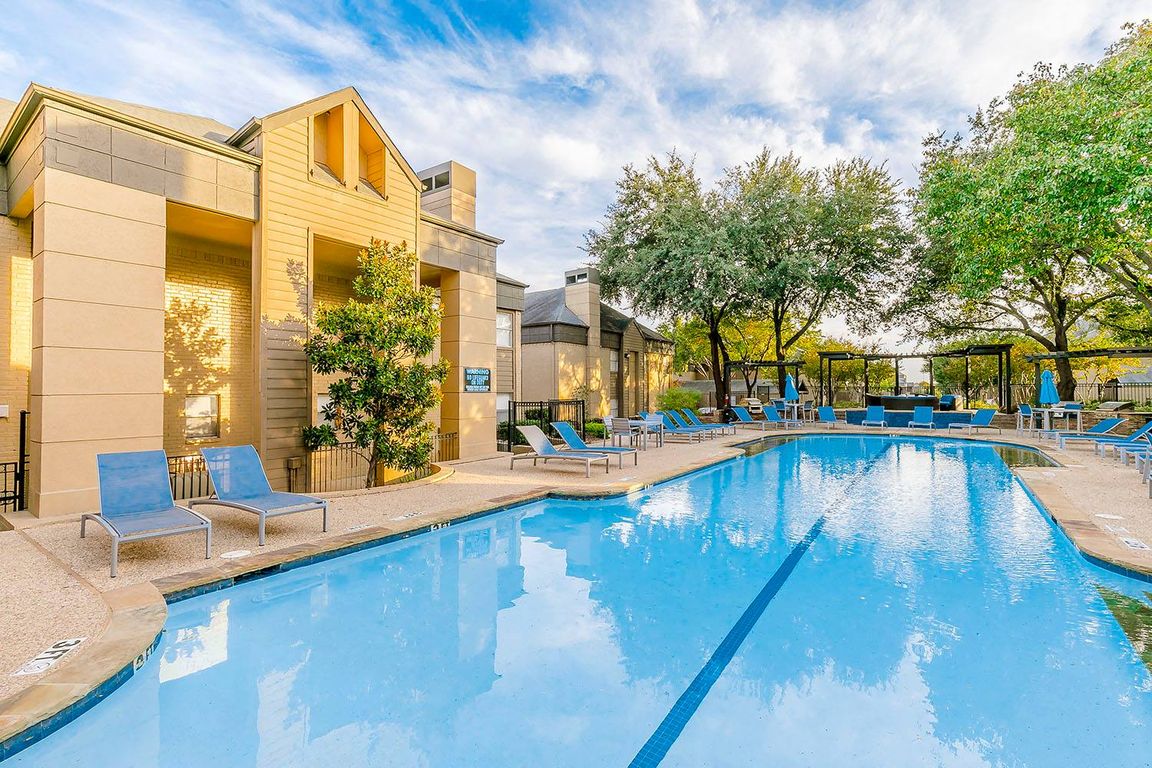 Shimmering Swimming Pool