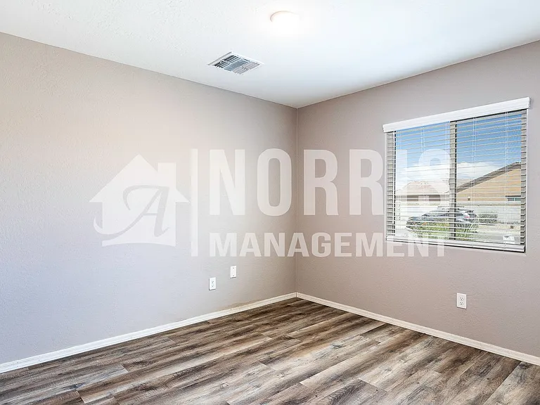 2577 N Agave Ln — Photo 11