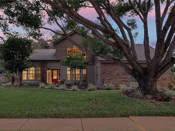 2nd image of 1918 Kimberwicke Cir