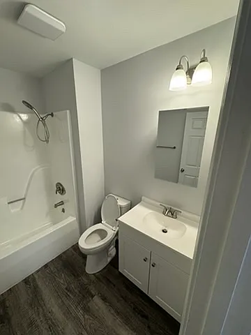 Sunrise Valley Apartments — Photo 32