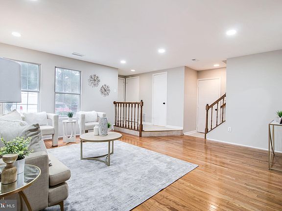 3rd image of 3702 Monmouth Pl Unit 14-147