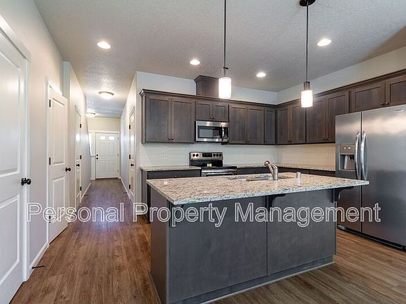 5th image of 11301 NE 14th Ct