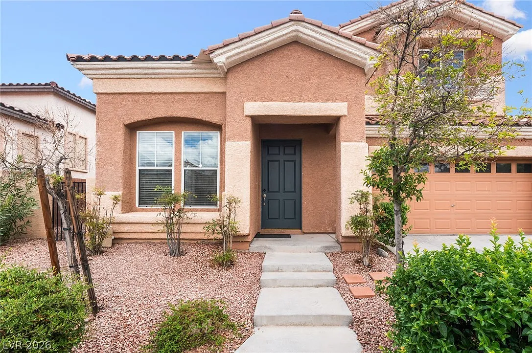 4 bed, 2.5 bath, 2211 sqft, $2,950 — Photo 4