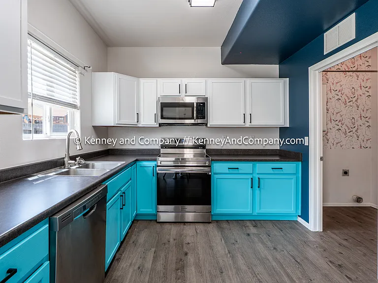 9264 Sand Myrtle Dr — Photo 8