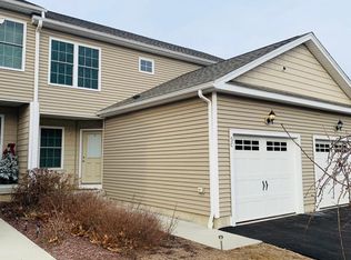 5 Maple View Ln #C, Feeding Hills, MA 01001