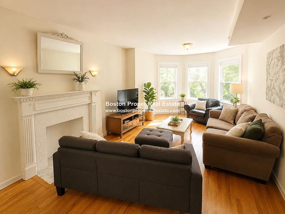 1st image of 1406 Beacon St #7