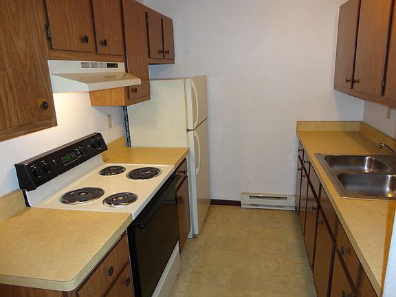 2nd image of 167 Flintridge Dr