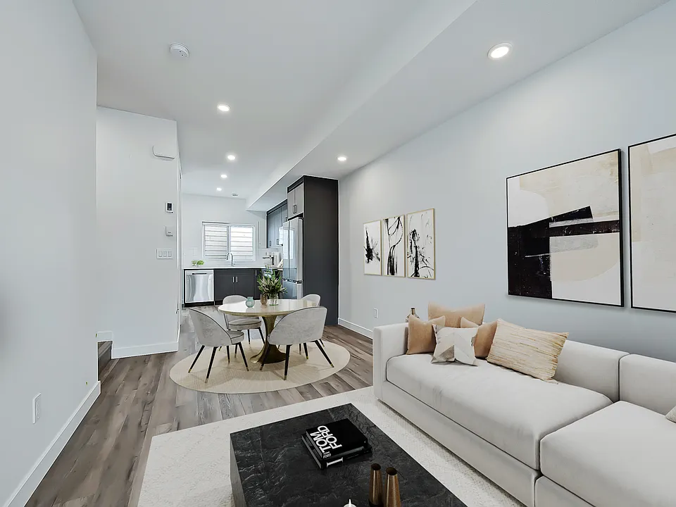 2020 18th Ave NW