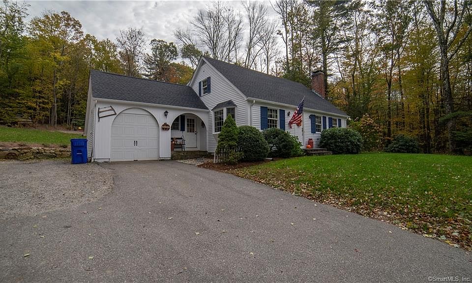 211 Torringford St, Winsted, CT 06098 Zillow