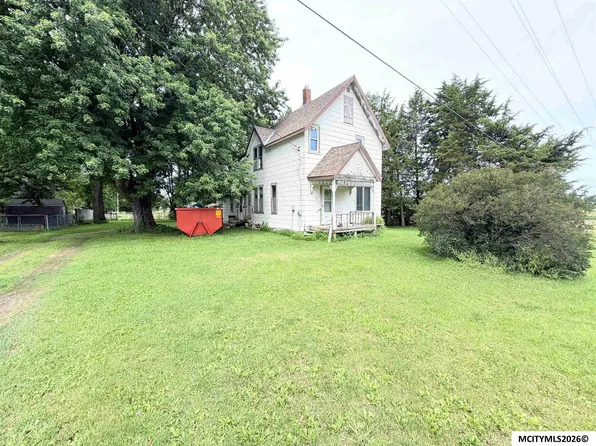 1215 S 7th St, Osage, IA 50461