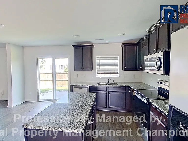 433 Ginger Dr — Photo 8
