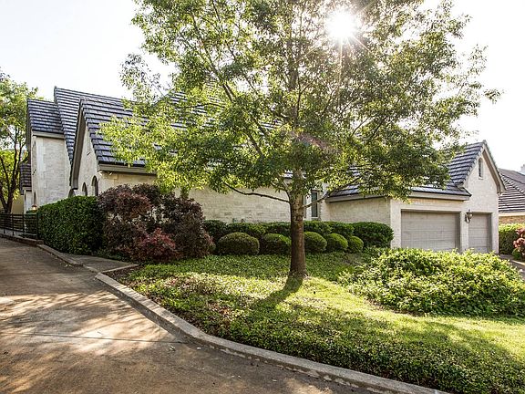 4th image of 4134 Cliff Oaks St