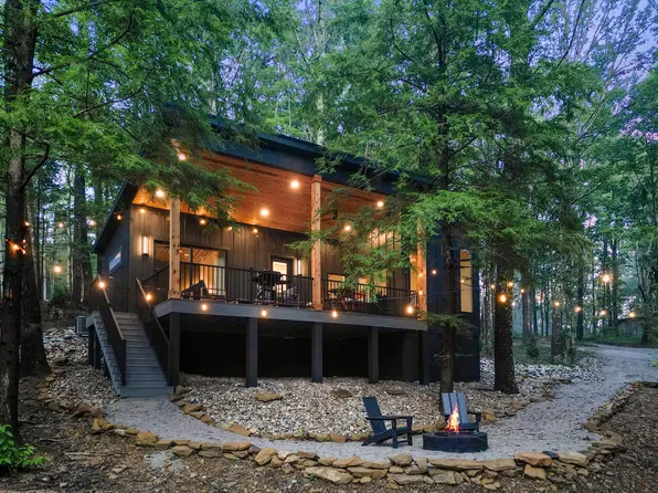 15808 Rocky Fork Rd, Rockbridge, OH 43149