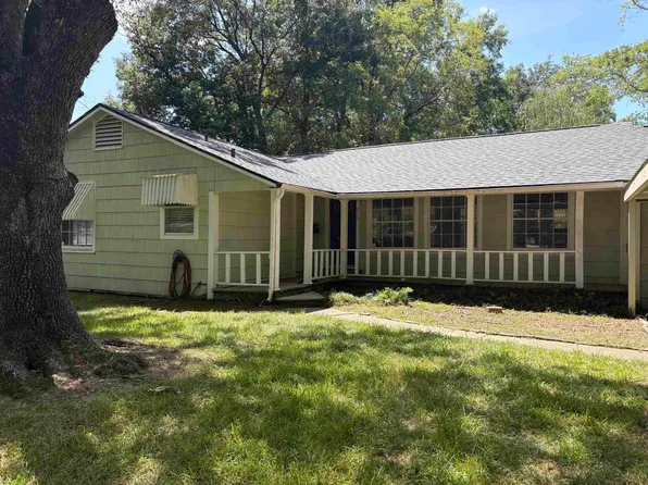 270 Central Caldwood Dr, Beaumont, TX 77707