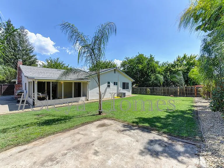 7101 Stanford Oak Dr — Photo 30