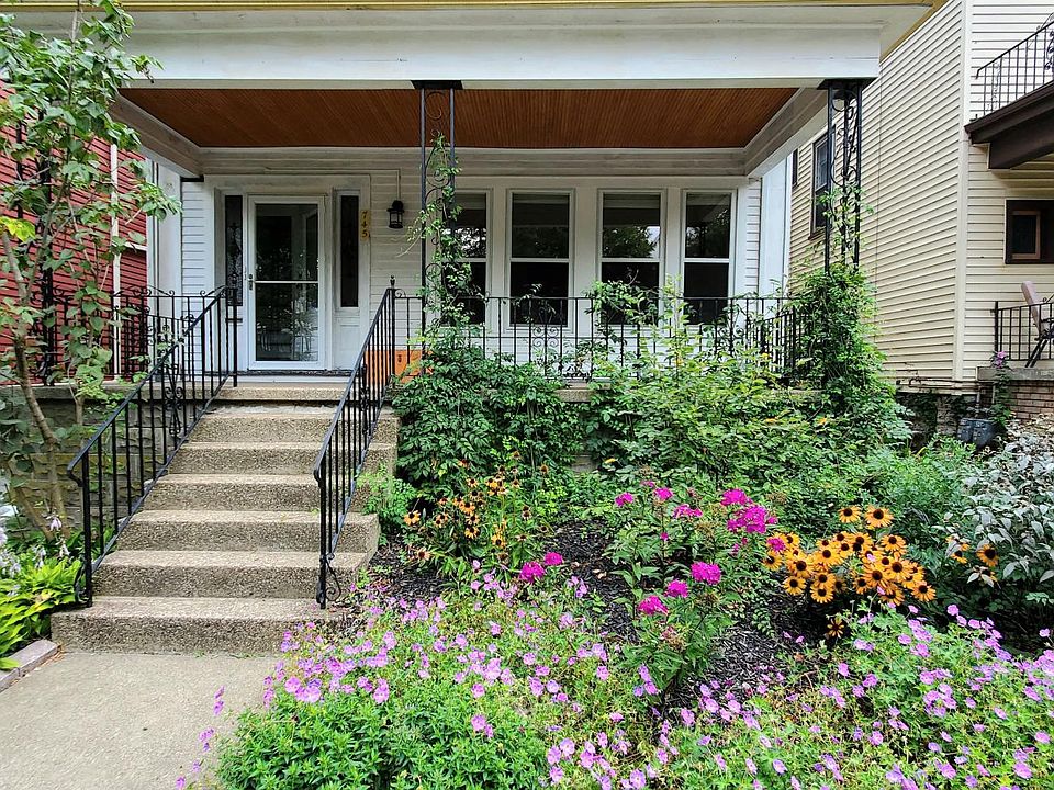 1st image of 745 Ashland Ave