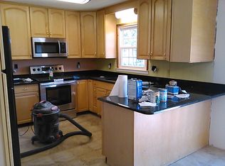 6411 Fenwick Pl, Fayetteville, NC 28303