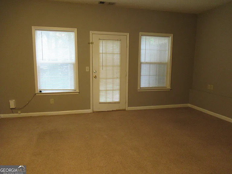 110 Mechanic St #I — Photo 11