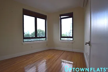 Rented by Uptown Flats LLC