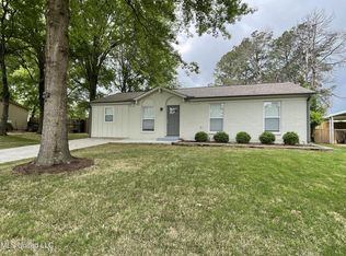 6585 Camelot Rd, Horn Lake, MS 38637