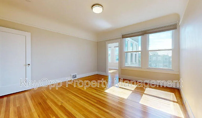 769 18th Ave — Photo 28