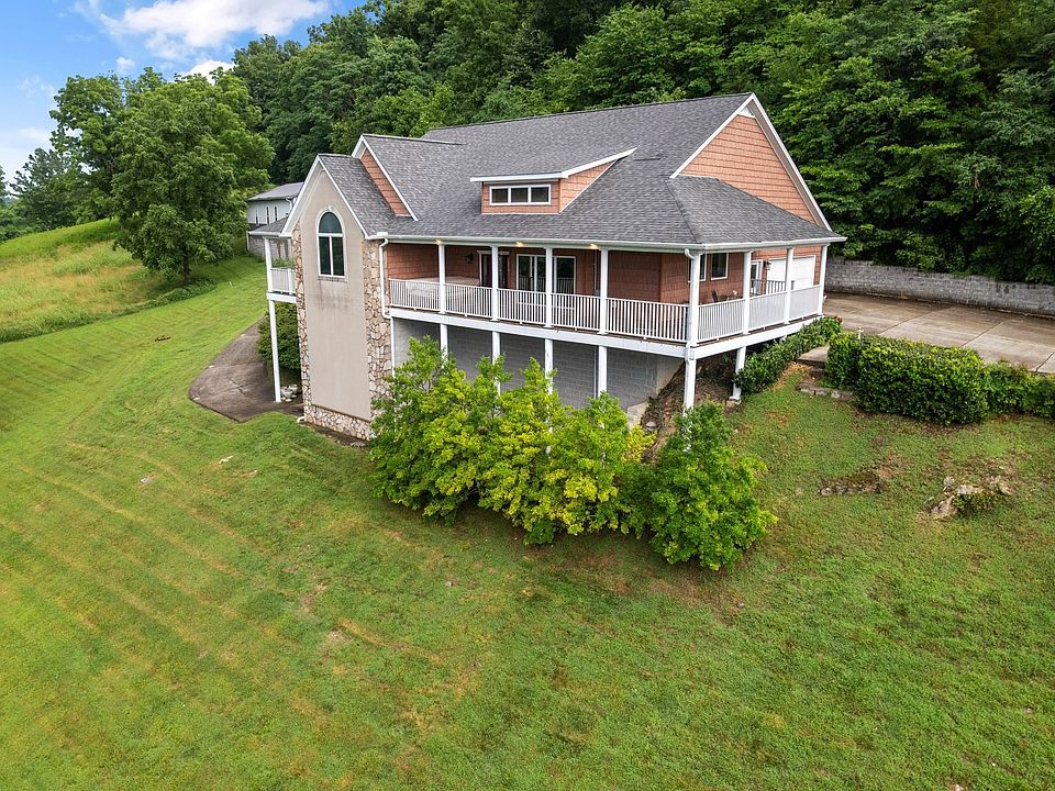 1st image of 146 Aerie Ln