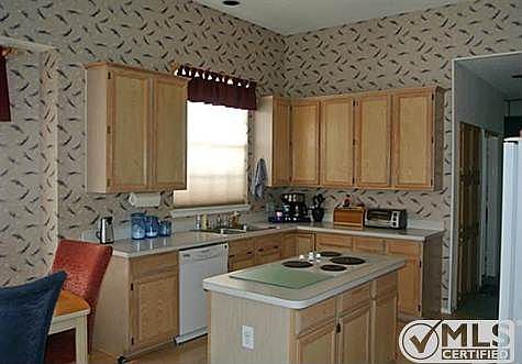 3rd image of 1115 Grimsworth Ln