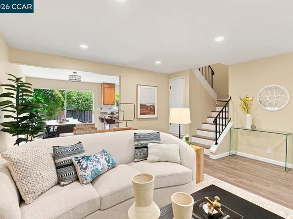 167 Miramonte Dr, Moraga, CA 94556