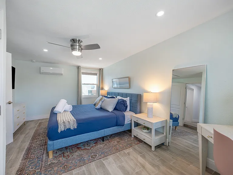 1035 Madison St — Photo 38