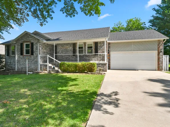 111 E Yorkshire Street, Nixa, MO 65714